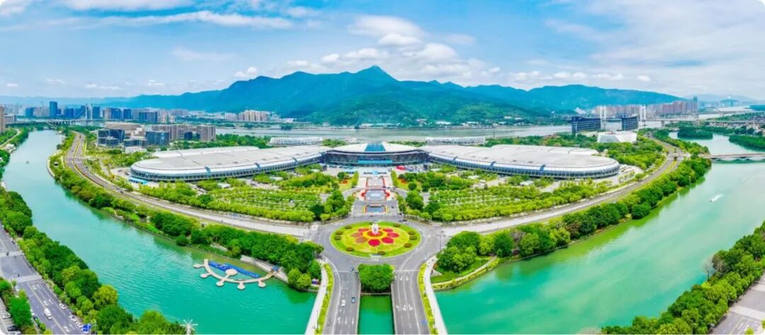 鏁版櫤璧嬭兘鍐滀笟 鍏辩粯鏁板瓧钃濆浘鈥斺€斾赴鍐滄帶鑲℃惡鍏ㄦ爤鏁版櫤瑙ｅ喅鏂规鍗冲皢浜浉绗節灞婃暟瀛椾腑鍥藉缓璁惧嘲浼